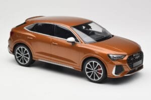 Audi RS Q3 Sportback 8U Brown Metallic Minichamps 1:18 155018104 Druckguss — Bild 4 von 6