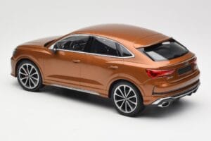 Audi RS Q3 Sportback 8U Brown Metallic Minichamps 1:18 155018104 Druckguss — Bild 5 von 6