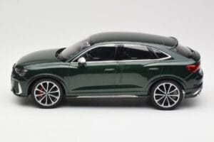 Audi RS Q3 Sportback 8U Green Metallic Minichamps 1:18 155018102 Druckguss — Bild 3 von 6