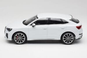 Audi RS Q3 F3 Sportback Glacier White Metallic Minichamps 1:18 155018105 Druckguss — Bild 3 von 6