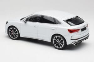 Audi RS Q3 F3 Sportback Glacier White Metallic Minichamps 1:18 155018105 Druckguss — Bild 5 von 6