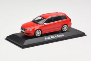 Audi RS4 B7 Avant Rot Minichamps 1:43 5010509213 Druckguss — Bild 2 von 4