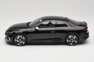 Audi RS5 B9 Coupe Schwarz GT Spirit 1:18 GT751 Resin — Bild 3 von 6
