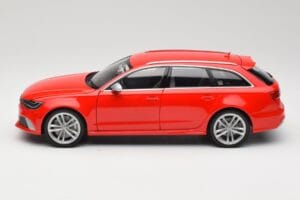 Audi RS6 C7 Avant Rot Minichamps 1:18 110012011 Druckguss — Bild 4 von 8