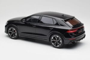 Audi RSQ8 Night Schwarz GT Spirit 1:18 GT305 Resin — Bild 5 von 6