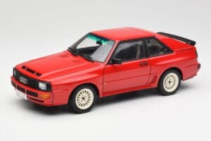Audi Sport Quattro Rot Händler-Edition AUTOart 1:18 5030400205 Druckguss