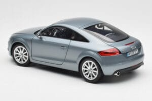 Audi TT 8J Kondorgrau Minichamps 1:18 5010500415 Druckguss — Bild 7 von 8