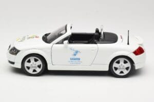 Audi TT 8N Cabriolet Weiß Maisto 1:18 56065 Druckguss — Bild 4 von 8