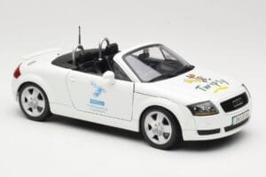Audi TT 8N Cabriolet Weiß Maisto 1:18 56065 Druckguss — Bild 6 von 8