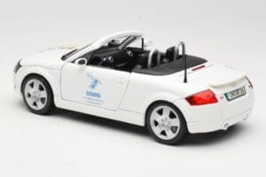 Audi TT 8N Cabriolet Weiß Maisto 1:18 56065 Druckguss — Bild 7 von 8