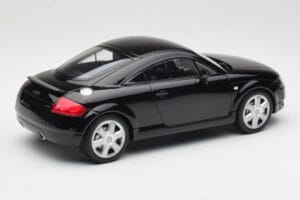 Audi TT 8N Schwarz Minichamps 1:18 155017021 Druckguss — Bild 2 von 6