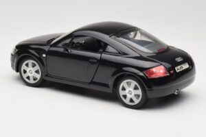 Audi TT 8N Schwarz Revell 1:18 08953 Druckguss — Bild 7 von 8