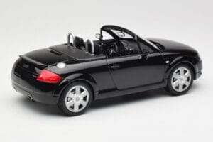 Audi TT 8N Roadster Black Metallic Minichamps 1:18 155017030 Druckguss — Bild 2 von 6