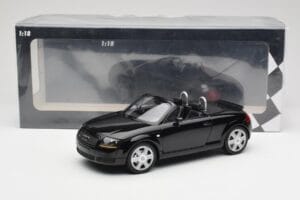 Audi TT 8N Roadster Black Metallic Minichamps 1:18 155017030 Druckguss — Bild 6 von 6