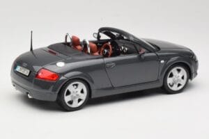 Audi TT 8N Roadster Grau Maisto 1:18 50346 Druckguss — Bild 3 von 8