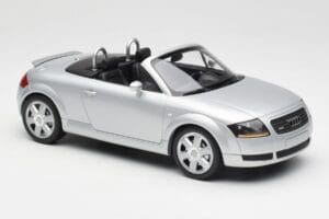 Audi TT 8N Roadster Silver Metallic Minichamps 1:18 155017031 Druckguss — Bild 4 von 6