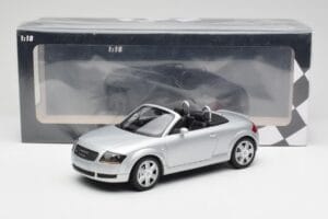 Audi TT 8N Roadster Silver Metallic Minichamps 1:18 155017031 Druckguss — Bild 6 von 6