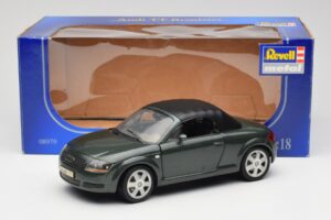 Audi TT 8N Roadster Grün Revell 1:18 08979 Druckguss — Bild 8 von 8