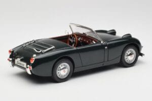Austin-Healey Sprite Leaf Green Revell 1:18 08837 Druckguss — Bild 3 von 8