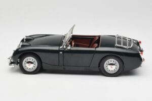 Austin-Healey Sprite Leaf Green Revell 1:18 08837 Druckguss — Bild 4 von 8