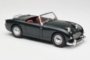 Austin-Healey Sprite Leaf Green Revell 1:18 08837 Druckguss — Bild 6 von 8