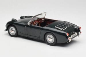 Austin-Healey Sprite Leaf Green Revell 1:18 08837 Druckguss — Bild 7 von 8