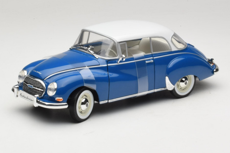 Auto Union 1000 S Coupe Blau Weiß Revell 1:18 08909 Druckguss
