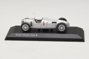 Auto Union Typ B #1 Silber Minichamps 1:43 5031300313 Druckguss