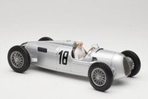 Auto Union Typ C #18 B. Rosemeyer Internationales Eifelrennen Nürburgring Winner 1936 Minichamps 1:18 155361018 Druckguss — Bild 4 von 6