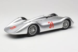Auto Union Typ C Stromlinie #31 B. Rosemeyer 1937 Silber Revell 1:18 08436 Druckguss — Bild 3 von 8
