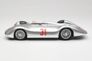 Auto Union Typ C Stromlinie #31 B. Rosemeyer 1937 Silber Revell 1:18 08436 Druckguss — Bild 4 von 8