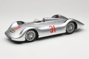 Auto Union Typ C Stromlinie #31 B. Rosemeyer 1937 Silber Revell 1:18 08436 Druckguss