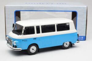 Barkas B1000 Blau & Weiß MCG 1:18 MCG18007 Druckguss — Bild 2 von 6