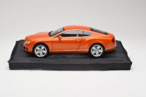 Bentley Continental GT Orange Metallic Minichamps 1:18 100139921 Druckguss — Bild 4 von 8