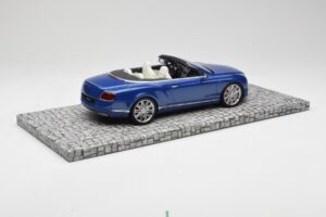 Bentley Continental GT Speed Cabriolet Blau Minichamps 1:18 107139331 Druckguss — Bild 2 von 6