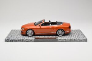 Bentley Continental GT Speed Cabriolet Orange Metallic Minichamps 1:18 107139430 Druckguss — Bild 3 von 6