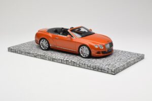 Bentley Continental GT Speed Cabriolet Orange Metallic Minichamps 1:18 107139430 Druckguss — Bild 4 von 6