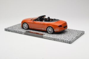 Bentley Continental GT Speed Cabriolet Orange Metallic Minichamps 1:18 107139430 Druckguss — Bild 5 von 6