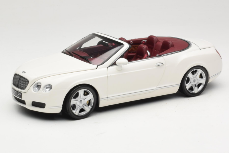 Bentley Continental GTC Weiß Minichamps 1:18 100139032 Druckguss