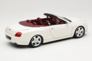 Bentley Continental GTC Weiß Minichamps 1:18 100139032 Druckguss — Bild 3 von 8