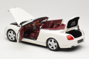 Bentley Continental GTC Weiß Minichamps 1:18 100139032 Druckguss — Bild 5 von 8