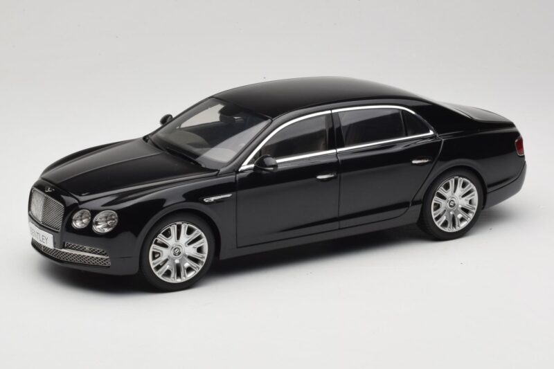 Bentley Flying Spur W12 Diamond Black Kyosho 1:18 08891DBK Druckguss