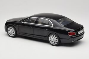 Bentley Flying Spur W12 Onyx Black Kyosho 1:18 08891NX Druckguss — Bild 7 von 8