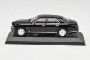 Bentley Mulsanne Schwarz Minichamps 1:43 436139900 Druckguss