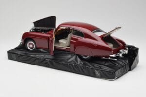Bentley R-Type Continental Tudor Rot Minichamps 1:18 100139421 Druckguss — Bild 5 von 8