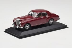 Bentley S1 Continental Flying Spur Burgunder Minichamps 1:43 436139550 Druckguss — Bild 2 von 4