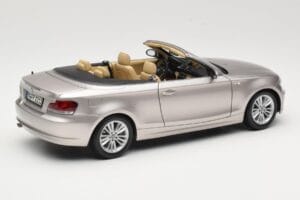 BMW 1 Series E88 Cabriolet Mineral Silver Metallic Kyosho 1:18 80430427020 Druckguss — Bild 3 von 8