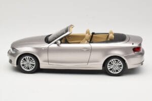 BMW 1 Series E88 Cabriolet Mineral Silver Metallic Kyosho 1:18 80430427020 Druckguss — Bild 4 von 8