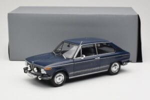 BMW 1600 Touring Blau Minichamps 1:18 80430145823 Druckguss — Bild 8 von 8