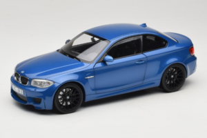 BMW 1M Coupe E82 Blue Metallic Minichamps 1:18 110020025 Druckguss